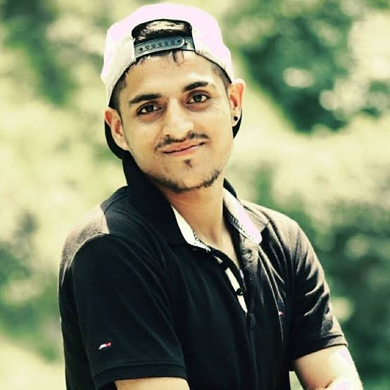 Vicky Manhas shines again after new hit Bhaderwahi Rap “Boom Boom”