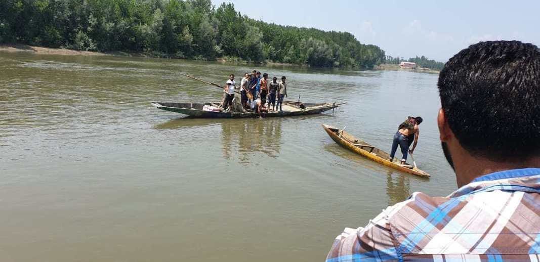 Minor boy’s body fished out, a day after, from Jhelum in Baramulla’s Delina