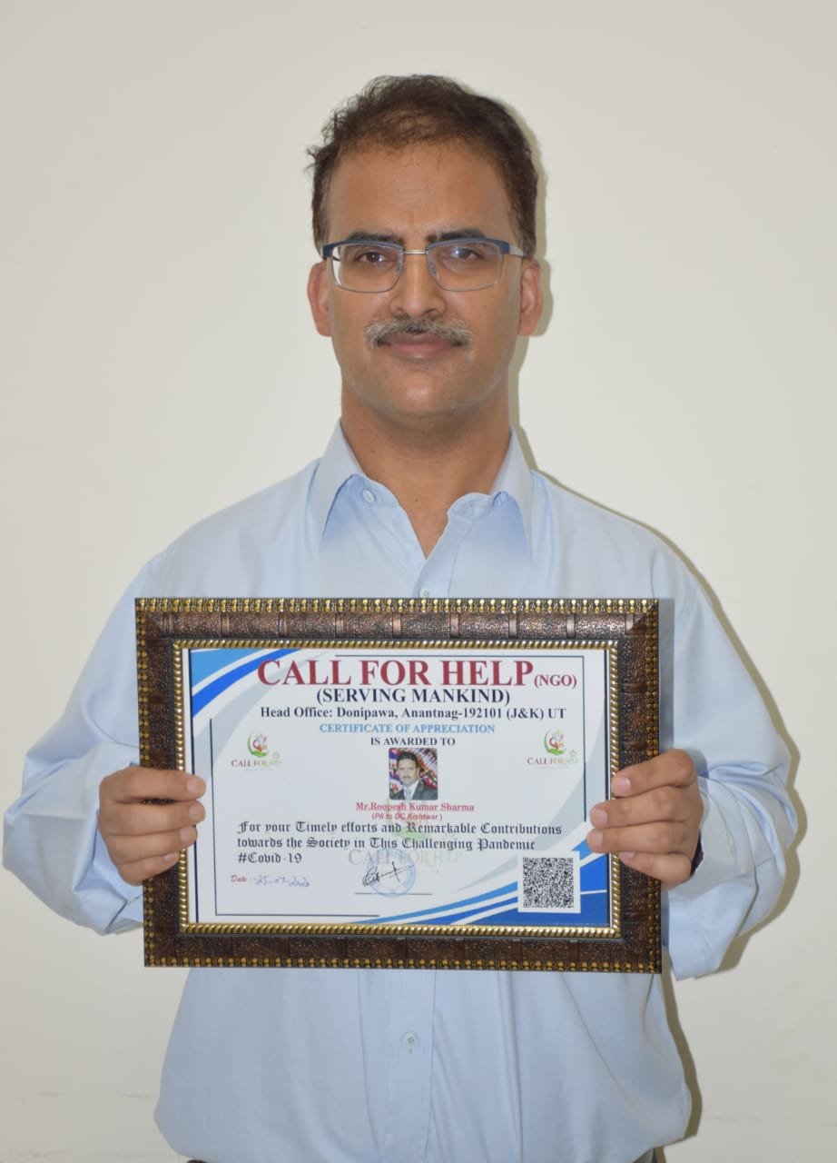 Roopesh Sharma felicitated by NGO (Call for Help) for dedicated work during COVID-19 pandemic