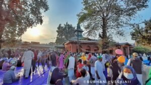 Thousands participate in ‘Khoja Diggar’ at Ziyarat Naqshband Sahab