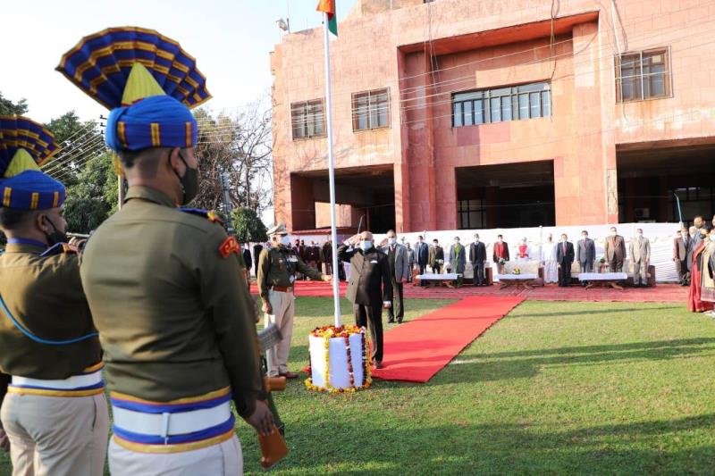 CJ hoists National flag at HC Jammu