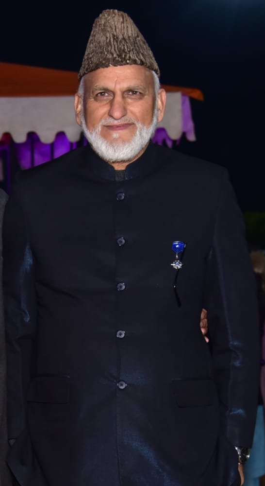 Restore 4G speed internet in J&K on the eve of Republic Day: Saroori