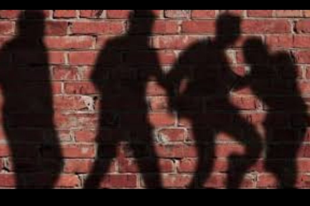 Scuffle over dispute between two families leaves 5 injured in Mendhar