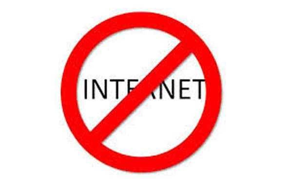 Kashmir: This R-day, phones keep ringing, internet remains snapped