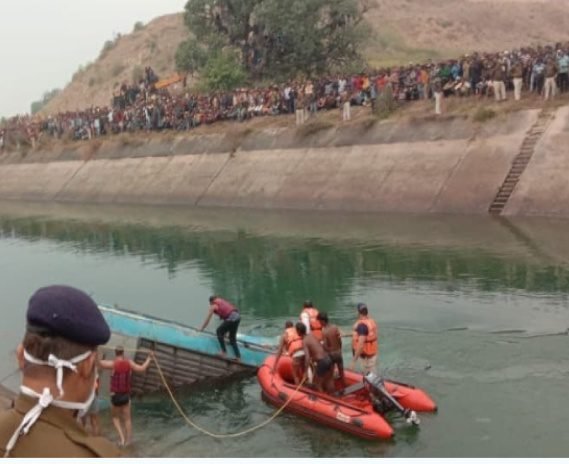 Major Accident In Madhya Pradesh: Bus Filled With 60 Passengers Fell In Canal, More Than 40 Died! View Update