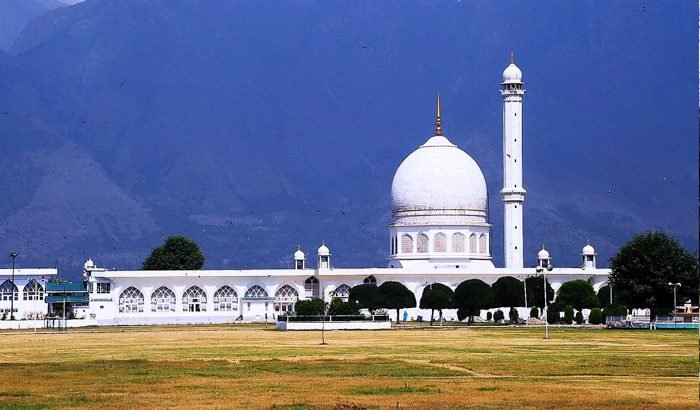 No night-long congregational Shab-e-Meraj prayers at Hazratbal shrine: Shrine Management