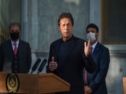 COVID-19 Surge: Pak offers relief materials to India