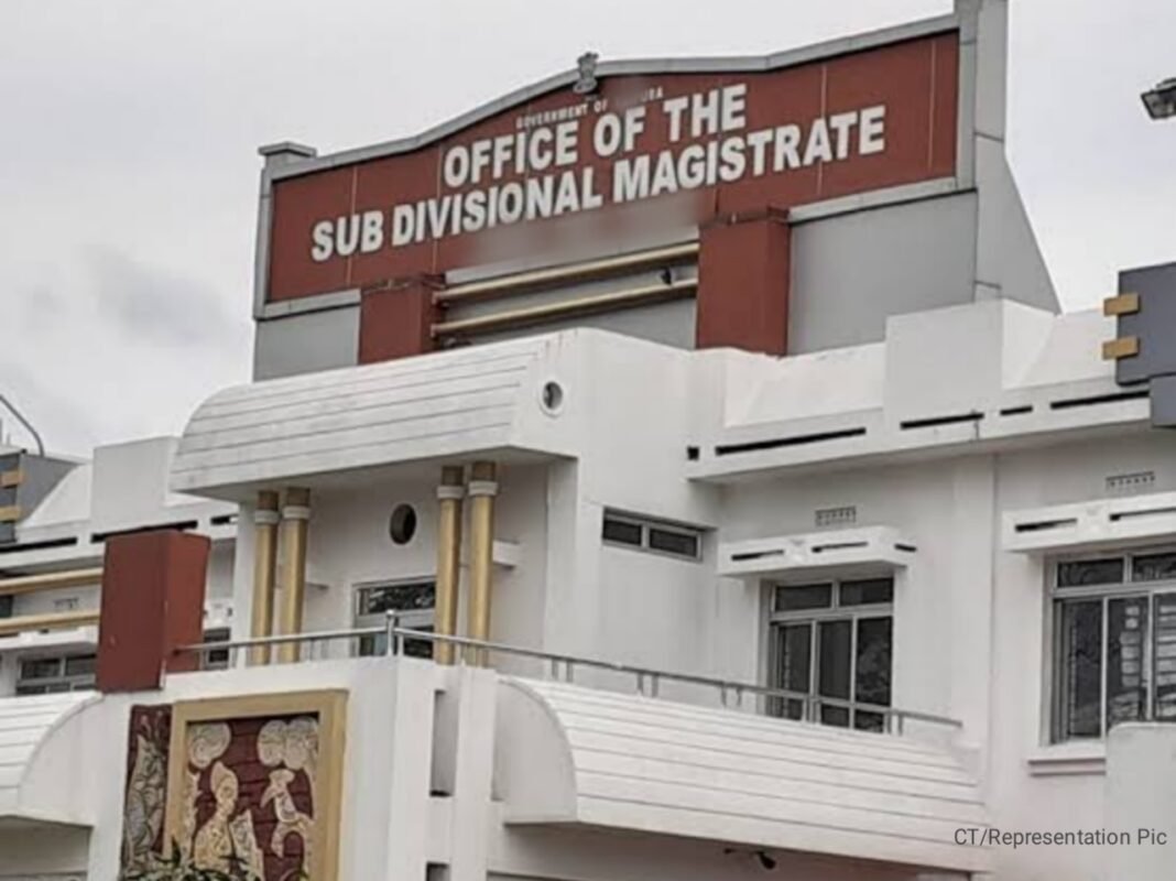 J-K Govt “Empowers” SDMs To Check Attendance Of Employees In Offices