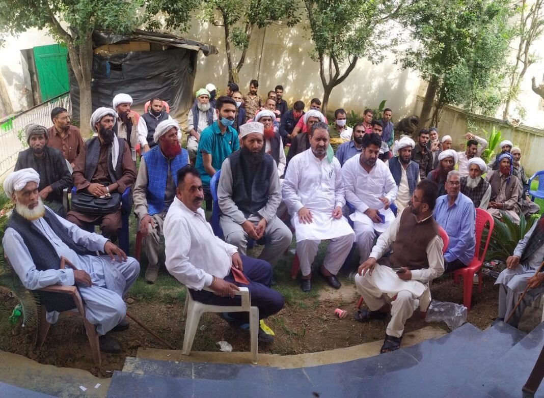 Dozens of Political workers join National Conference in the presence of Khalid Najib Suharwardy