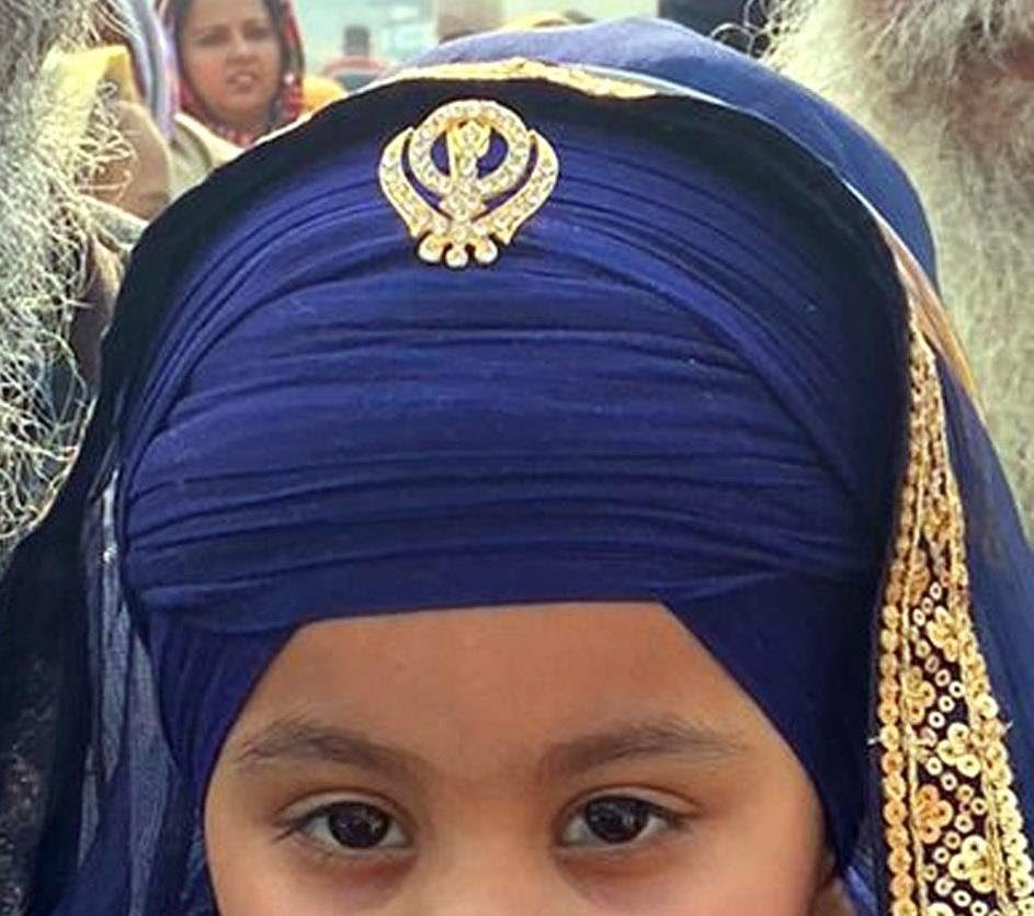 Sikh girl asked to remove turban in a Bengaluru college