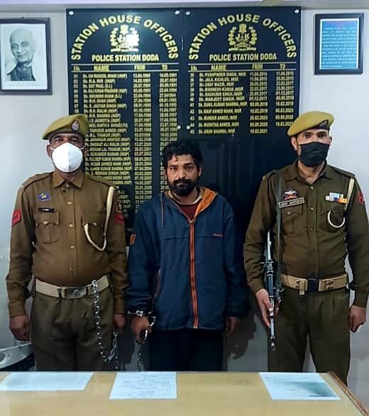Wanted in various cases, Notorious Drug Peddler from Bhaderwah Arrested; Poppy Straw Recovered