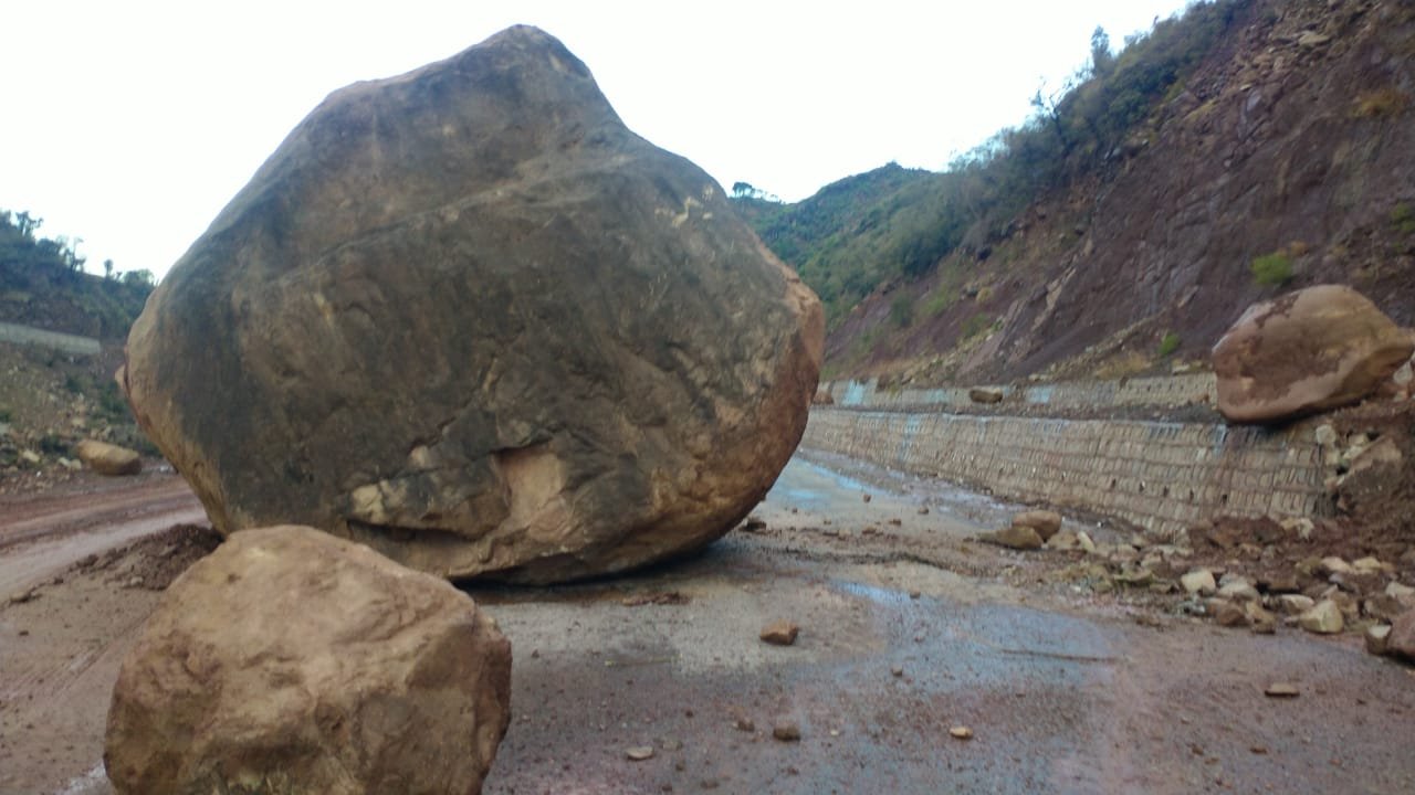 Landslides, Snowfall Closes Highways including Ch’tru-Ktw Road, 1 Person Injured After Hit By Shooting Stone