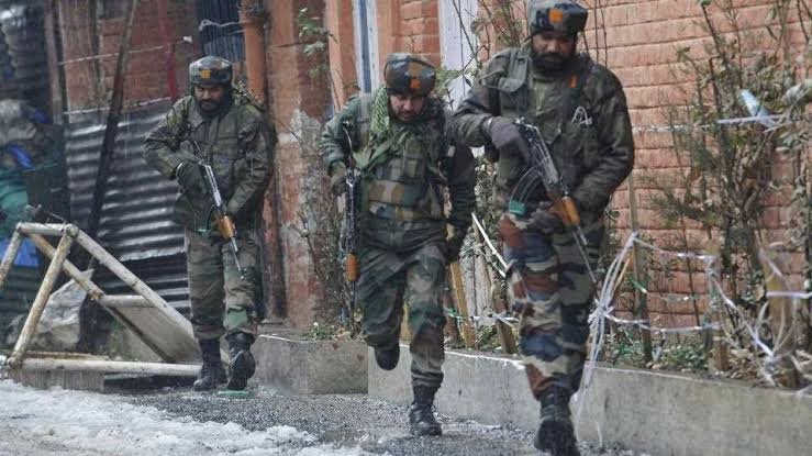 Militants Flee After Gunfight Following Soldier’s Killing in Kokernag Anantnag