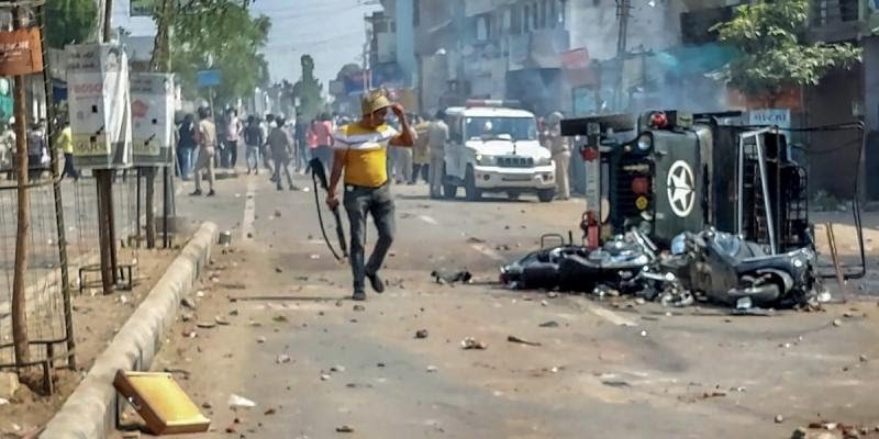 Ram Navmi Procession: Communal Violence Reported From 4 States, 1 Dead in Gujarat