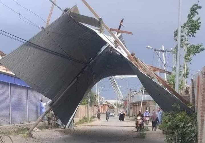 4 Killed As Gusty Winds, Cloudburst Wreak Havoc In Kashmir