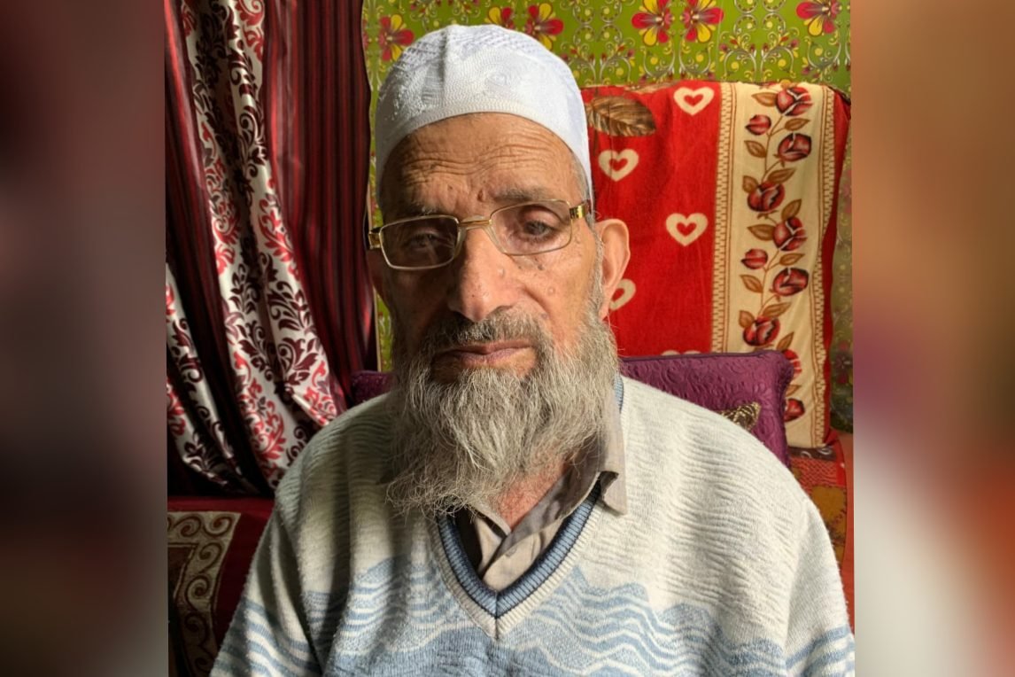 Picsart_22-05-27_11-17-15-385