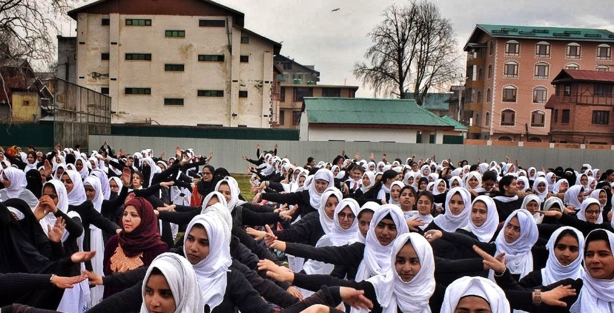 J&K Bans School, College Picnics on Weekends After Fatal Bus Crash