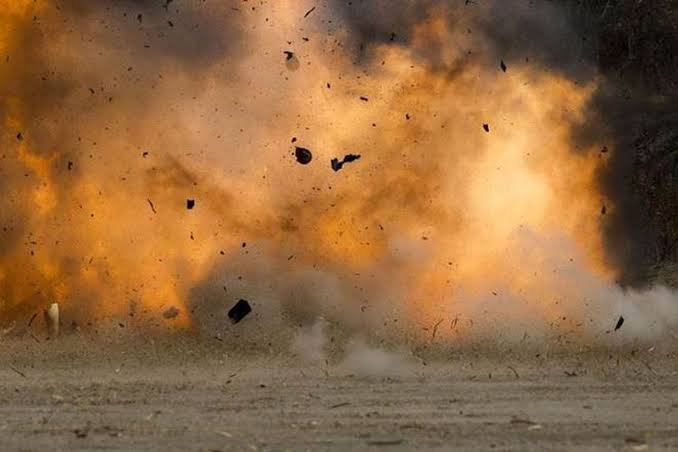 Two non-locals labourer injured in mysterious blast in Pulwama