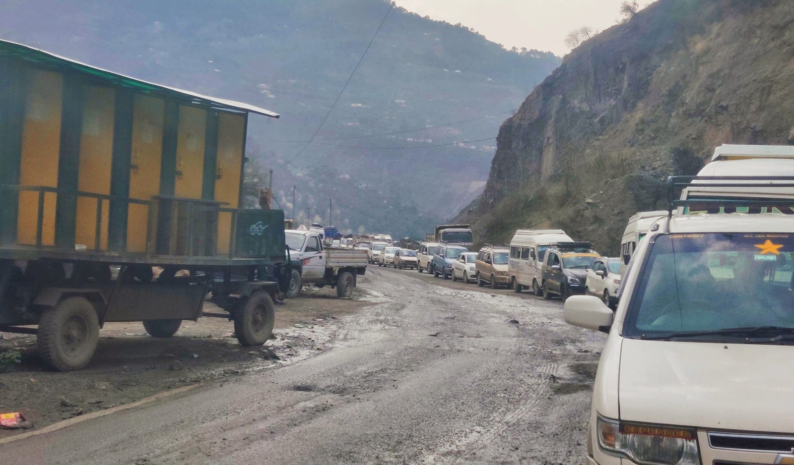 Traffic Plying Both Sides of Jammu-Srinagar National Highway, Heavy Congestion Reported