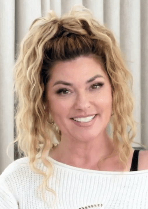 The Inspiring Journey of Shania Twain: From Humble Beginnings to Country Pop Legend