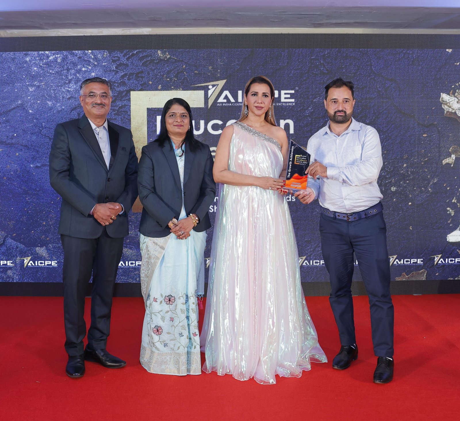 Abdul Rahman Honored with Growth Achievers Award at National Education Event