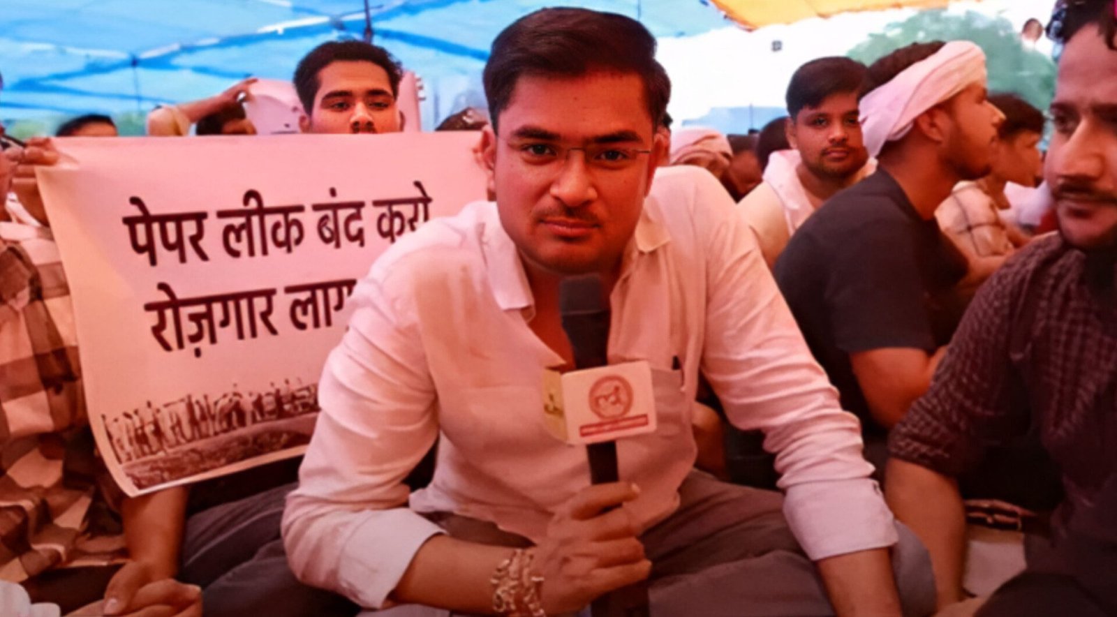 Delhi Police Detain Lallantop Journalists During SSC Protest, Later Release Them