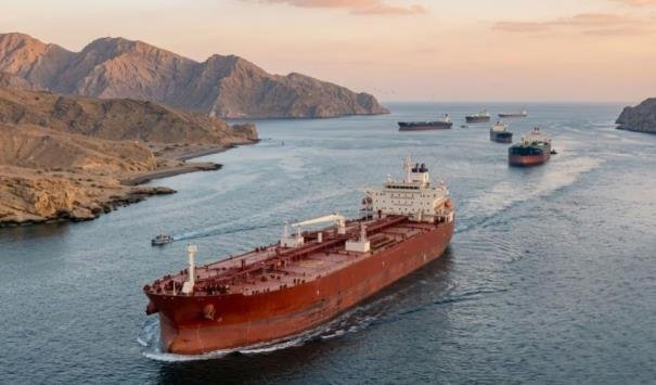 Two More Indian LPG Tankers Navigate Strait of Hormuz Amid Regional Tensions Two More Indian LPG Tankers Navigate Strait of Hormuz Amid Regional Tensions
