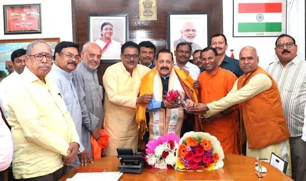 Union Minister Jitendra Singh Discusses Postal Employees’ Issues Union Minister Jitendra Singh Discusses Postal Employees’ Issues