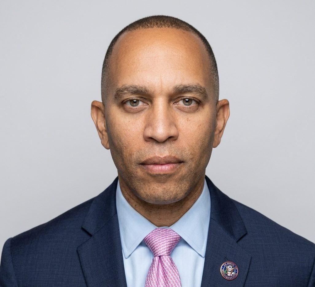 US Lawmaker Criticizes ‘Reckless’ Iran War Following Airman Rescue US Lawmaker Criticizes ‘Reckless’ Iran War Following Airman Rescue