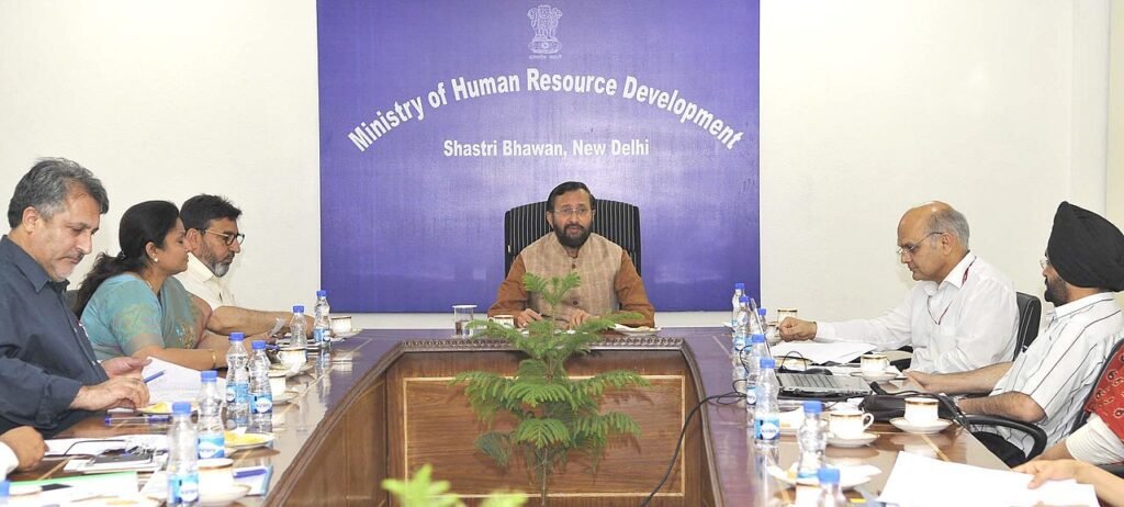 A delegation led by the Minister for Education, Jammu & Kashmir, Shri Syed Mohammad Altaf Bukhari meeting the Union Minister for Human Resource Development, Shri Prakash Javadekar, in New Delhi o…