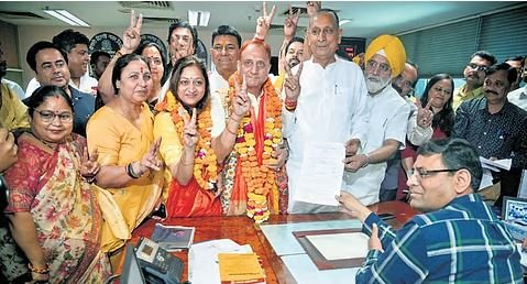 Pravesh Wahi of BJP Elected as New Mayor of Delhi Pravesh Wahi of BJP Elected as New Mayor of Delhi