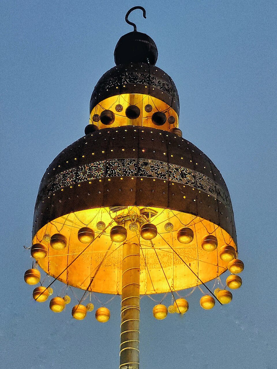 Bareilly’s Jhumka Resonance: Asha Bhosle’s Legacy Fuels Festive Demand Bareilly’s Jhumka Resonance: Asha Bhosle’s Legacy Fuels Festive Demand