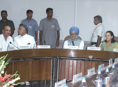 The Prime Minister Dr. Manmohan Singh at a Consultative Meeting with the leaders of various political parties with regard to Women Reservation Bill, in New Delhi on August 22, 2005. The Chairperson N… The Prime Minister Dr. Manmohan Singh at a Consultative Meeting with the leaders of various political parties with regard to Women Reservation Bill, in New Delhi on August 22, 2005. The Chairperson N…