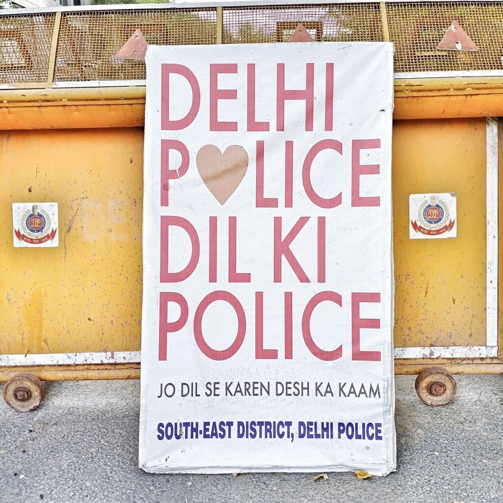 The new Delhi Police banner released amid the COVID-19 pandemic on 23 April 2020. Also used on Delhi Police social media accounts.