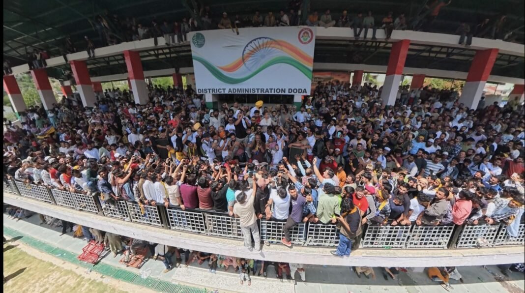 Over 15,000 Supporters Welcome MLA Mehraj Malik in Doda on First Return After 238 Days Over 15,000 Supporters Welcome MLA Mehraj Malik in Doda on First Return After 238 Days
