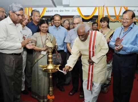 The Minister of State for Labour and Employment (Independent Charge), Shri Bandaru Dattatreya lighting the lamp to inaugurate the Exhibition cum Awareness Meeting on the initiatives of the Ministry o…