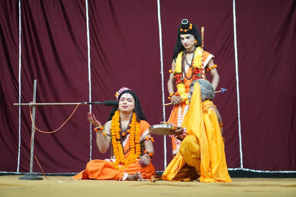 Delhi to Implement Traffic Curbs on May 24 Due to Janjati Sanskritik Samagam Vibrant portrayal of Indian culture with performers in traditional dress during a cultural event.
