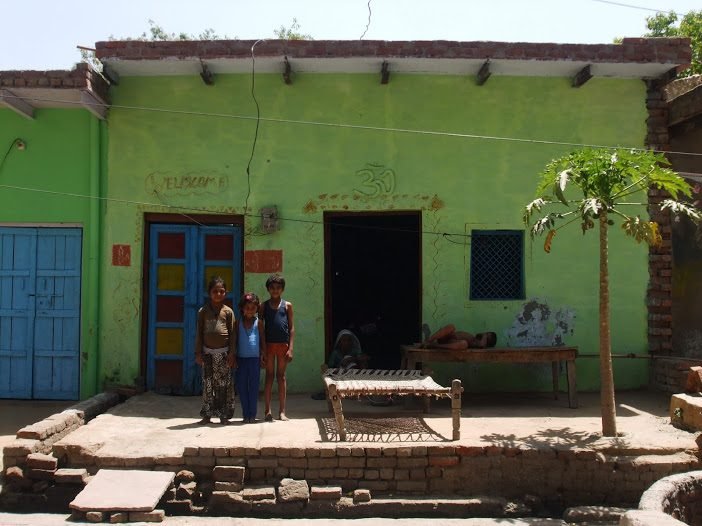 Uttar Pradesh: Couple Found Dead in Jalaun Village, Infant Daughter Survives this image shows the lifestyle and the house of kids in a village near mathura.