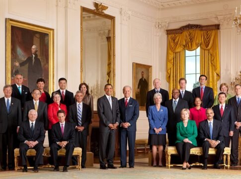 First Cabinet of President Barack Obama in the White House East Room.From left to right:Back row: Secretary of Transportation Ray LaHood, Administrator of the Environmental Protection Agency Lisa P. … First Cabinet of President Barack Obama in the White House East Room.From left to right:Back row: Secretary of Transportation Ray LaHood, Administrator of the Environmental Protection Agency Lisa P. …
