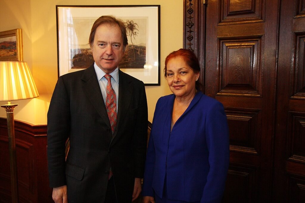Foreign Office Minister Hugo Swire meeting Rocio Maniero, the Ambassador of the Bolivarian Republic of Venezuela to the UK, 15 January 2015.