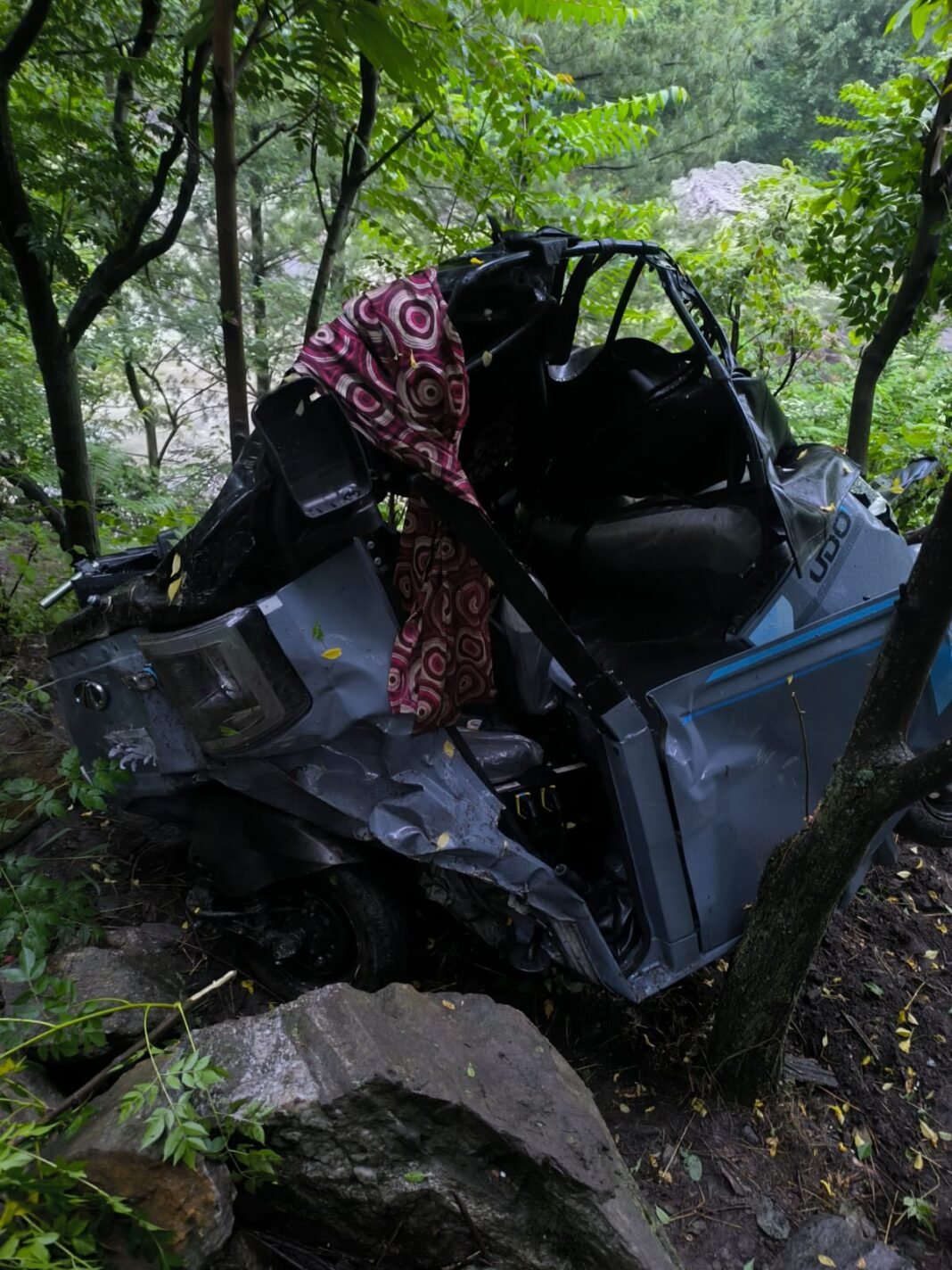 Jammu and Kashmir: Five Injured in Electric Autorickshaw Accident in Doda Jammu and Kashmir: Five Injured in Electric Autorickshaw Accident in Doda