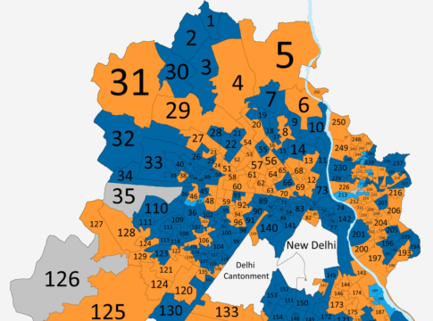 Map of Delhi showing wards and wining parties. AAP won majority of 134 wards, BJP stood 2nd and INC got 3rd by wining 104 and 9 wards respectively. Independents won 3 wards.