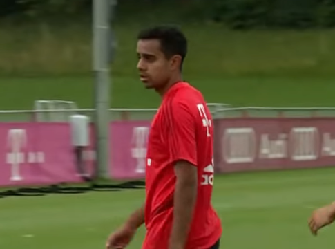 Sarpreet Singh, am 7. Juli 2019 beim Training auf dem Gelände des FC Bayern München Sarpreet Singh, am 7. Juli 2019 beim Training auf dem Gelände des FC Bayern München