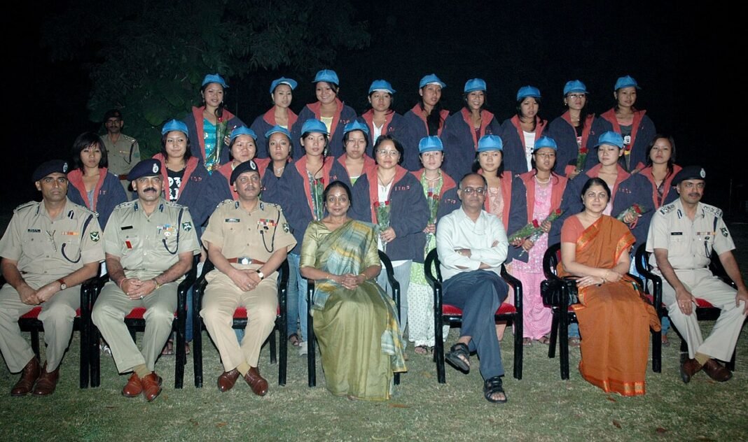 Arunachal Pradesh Students’ Union Urges CM to Protect Indigenous Rights and Identity The Union Minister for Social Justice & Empowerment, Smt. Meira Kumar with a group of students from the border districts of Arunachal Pradesh, in New Delhi on November 07, 2008.