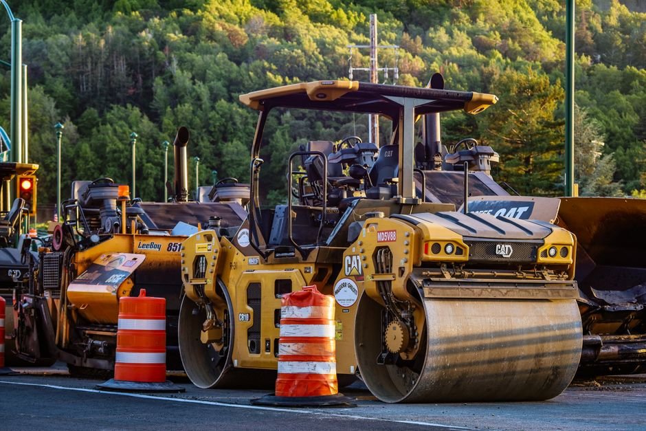 Punjab: Mohali-Sirhind Greenfield Highway Nears Completion, Slashing Patiala-Chandigarh Travel Time Construction machinery and vehicles on site with road rollers and cones.