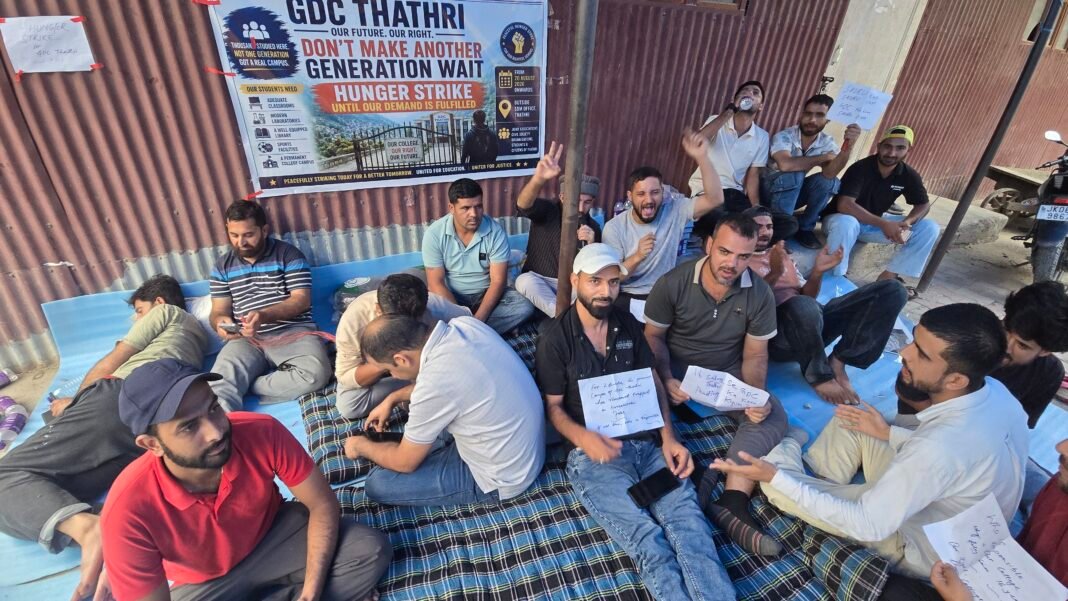 Social Activist Manoj Kumar Begins Indefinite Hunger Strike for GDC Thathri Campus Social Activist Manoj Kumar Begins Indefinite Hunger Strike for GDC Thathri Campus