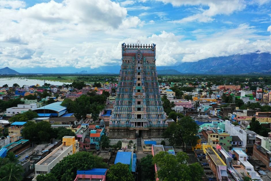 Satyabrata Sahoo Appointed Commissioner of Economics and Statistics in Tamil Nadu Discover the vibrant Srivilliputhur Andal Temple with its intricate architecture and colorful townscape.