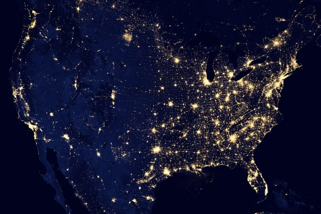 Iran and US Trade Threats Amid Escalating Tensions Over Strait of Hormuz NASA image acquired April 18 - October 23, 2012 This image of the United States of America at night is a composite assembled from data acquired by the Suomi NPP satellite in April and October 2012. T…
