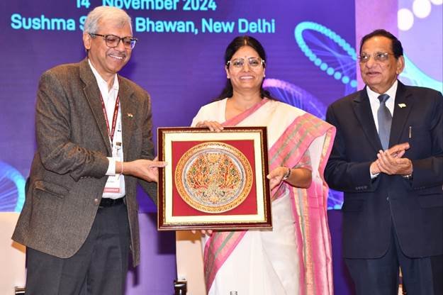Delhi Slums Targeted for Three-Year Tuberculosis-Free Pilot Project by ICMR Rajiv Bahl with Anupriya Patel, the Minister of State for Health & Family Welfare and V K Paul, Member (Health), NITI Aayog during the Department of Health Research, Government of India and the I…