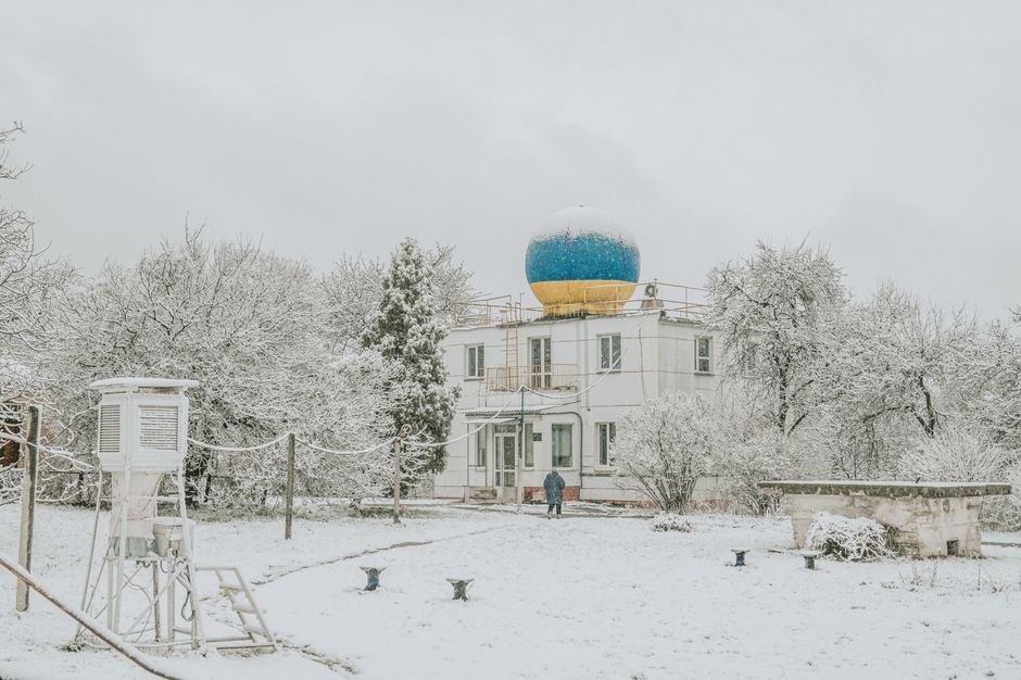 Jammu, Kathua Areas Face Potential Heavy Rainfall, Says Meteorological Department Serene winter scene with a snow-covered weather station and a blue dome in Kyiv, Ukraine.